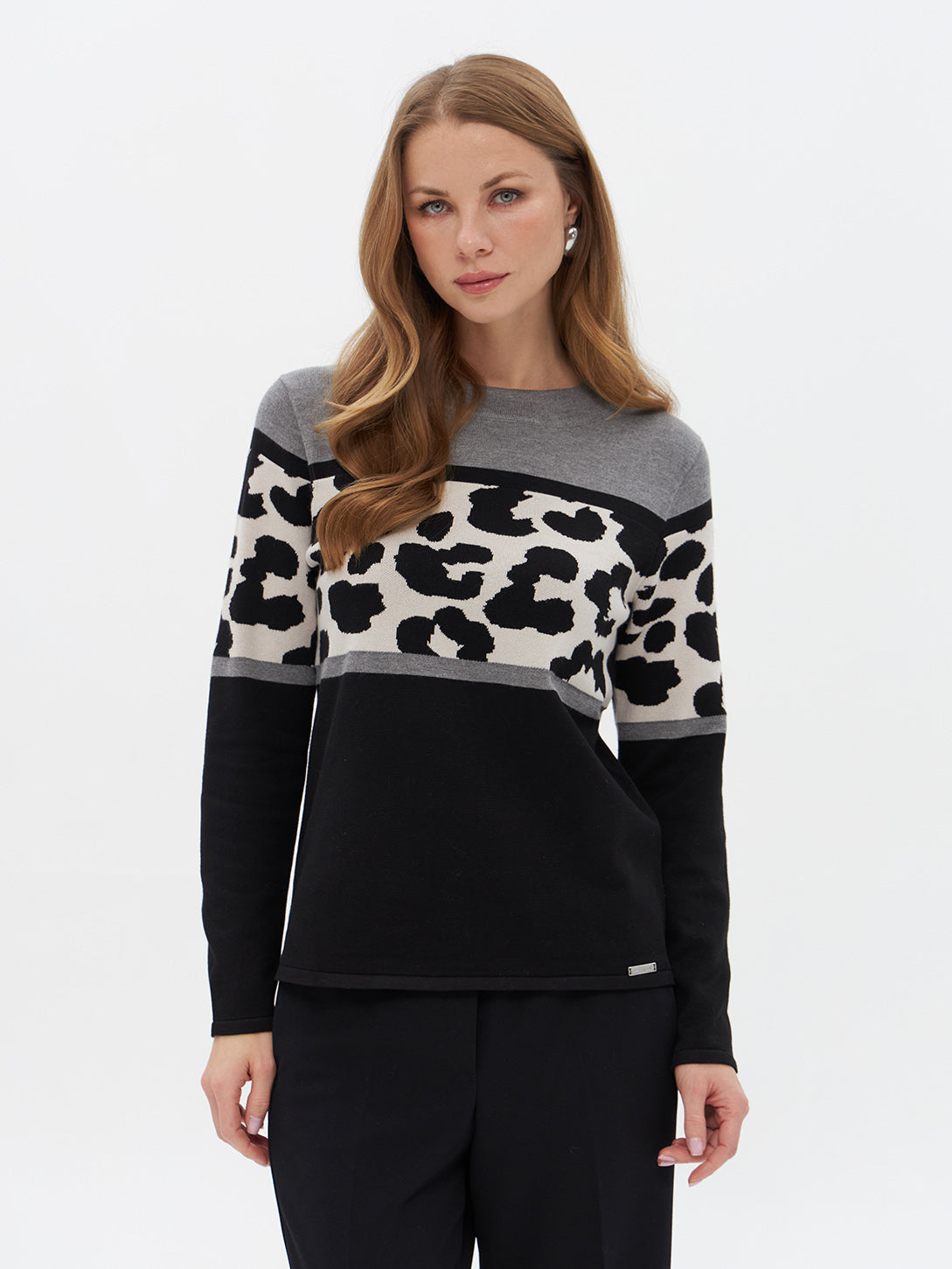 Pullover mit Leoprint und Colorblock