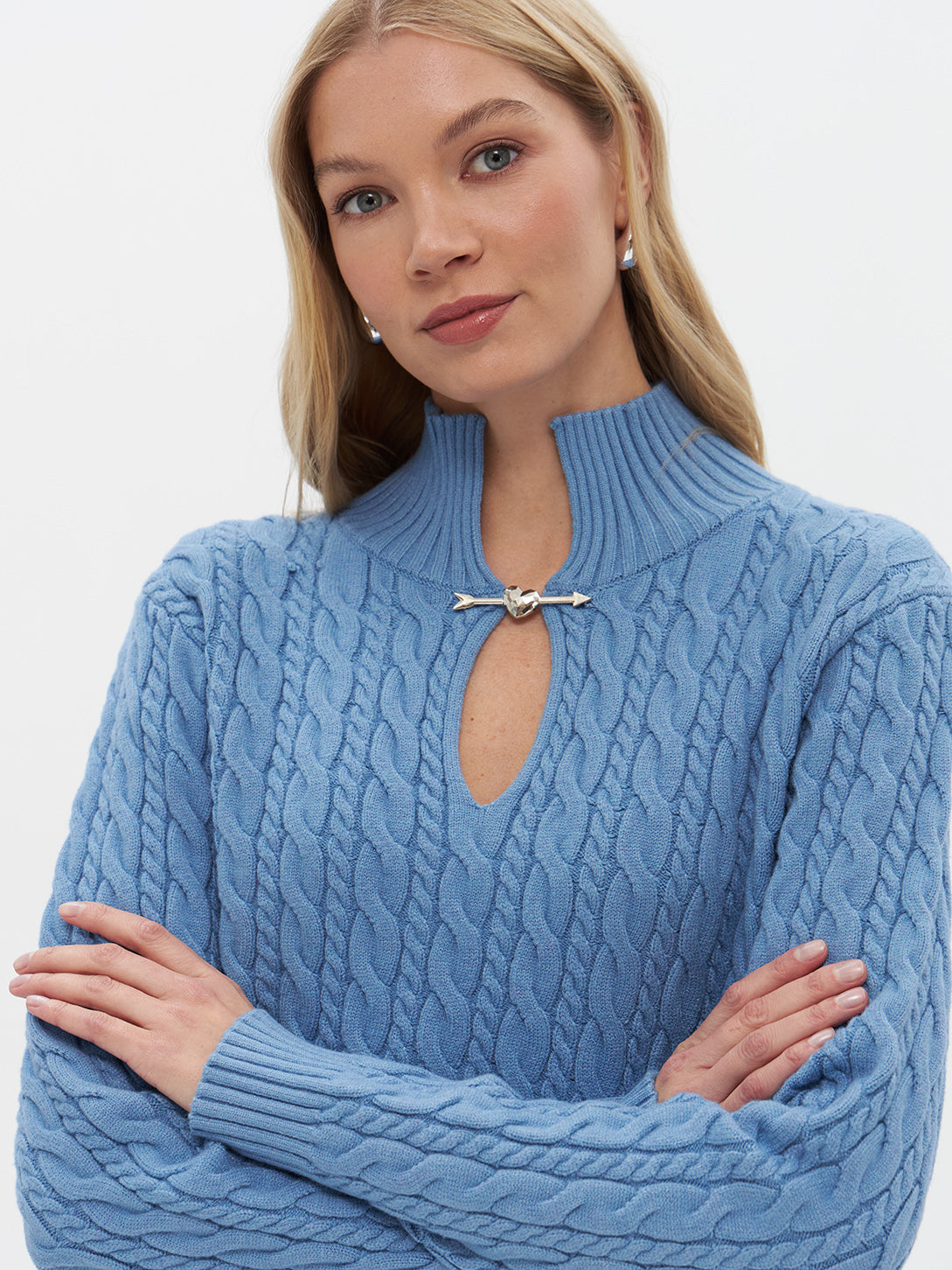 Pullover mit Zopfstrick und Cut-Out