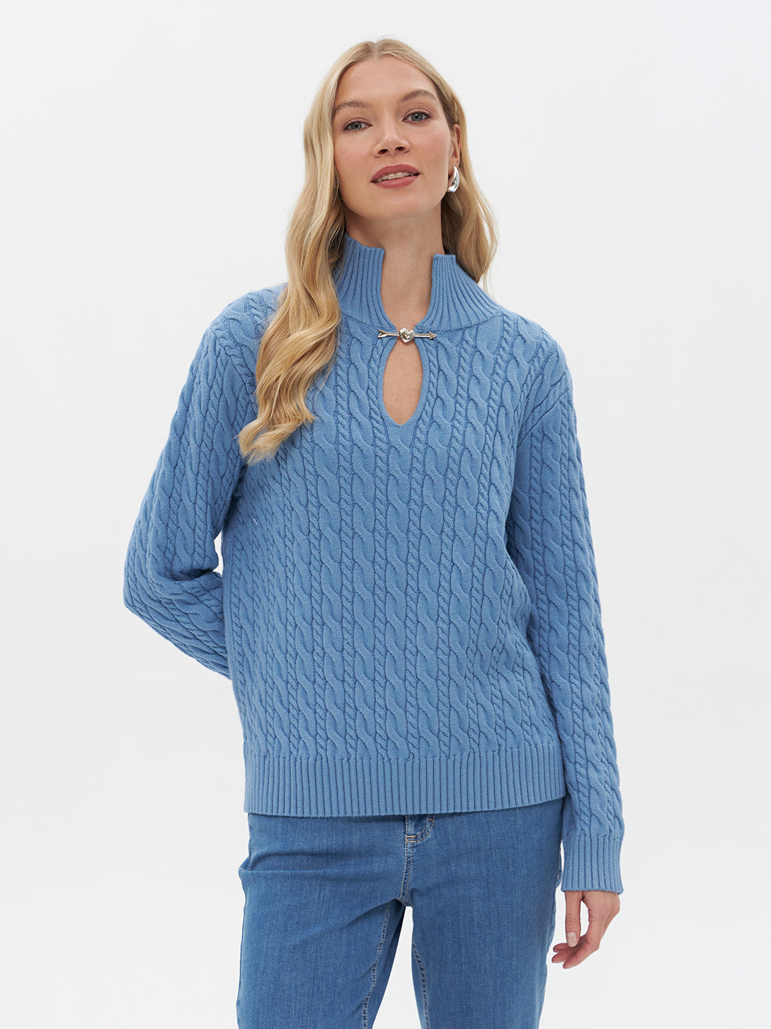 Pullover mit Zopfstrick und Cut-Out
