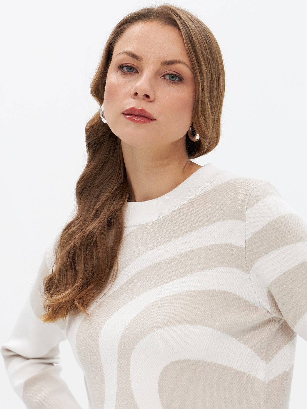 Pullover mit hohem Rundhalsausschnitt in stone