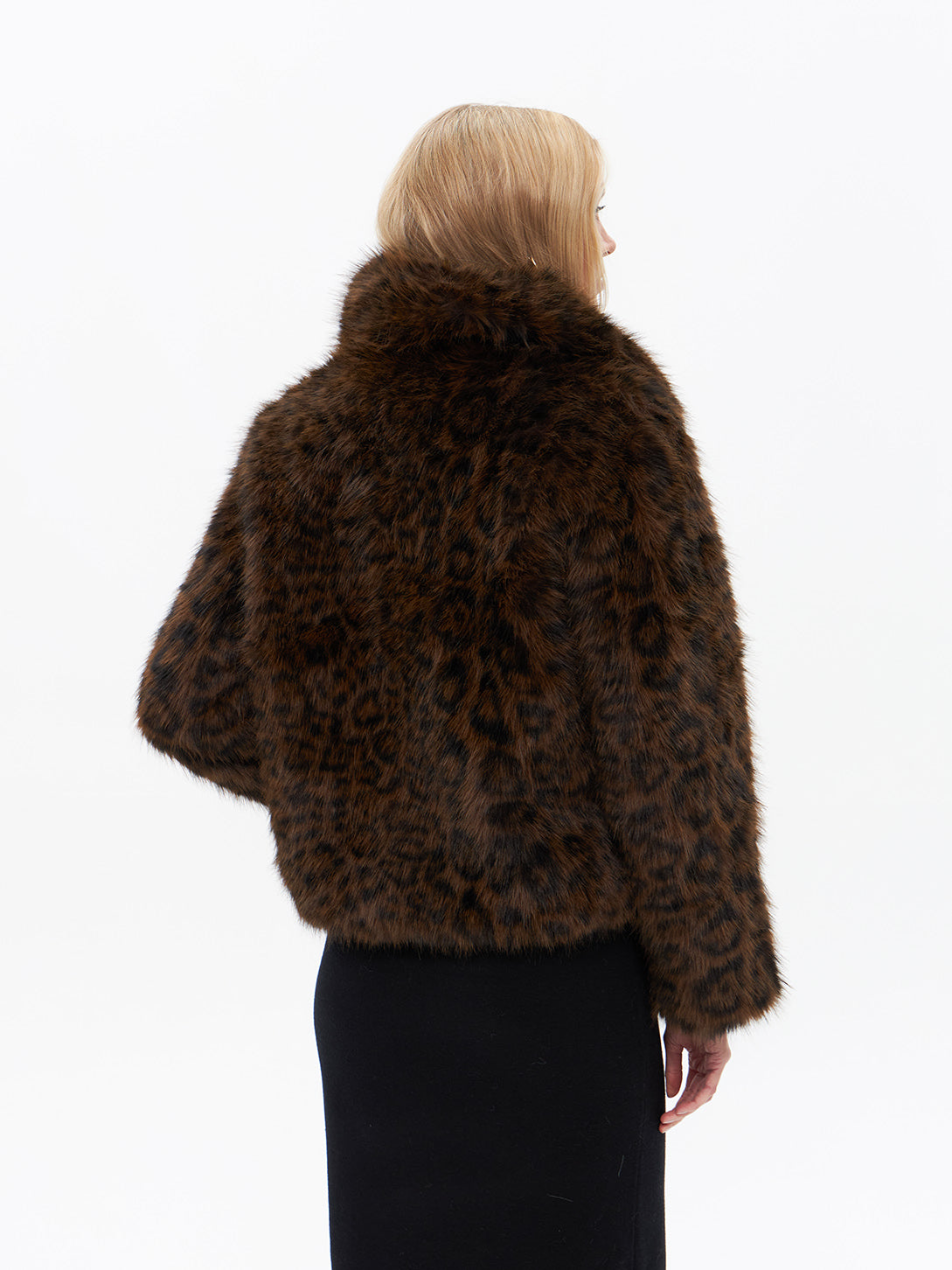 Braune Kunstfelljacke mit Leopardenmuster
