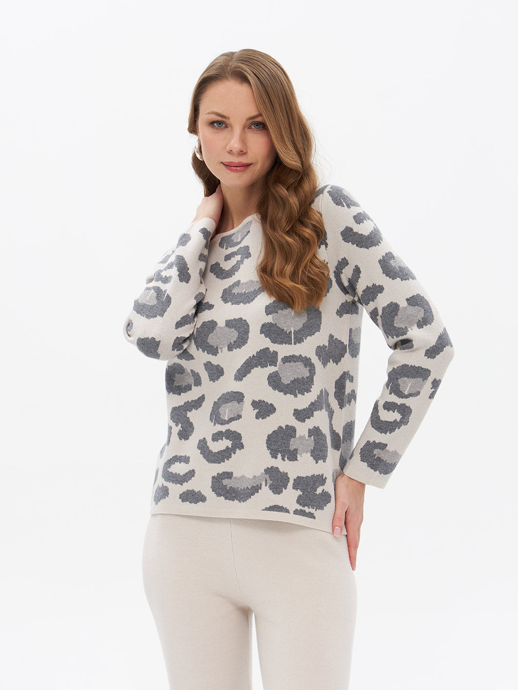 Pullover mit Leopardenmuster in beige