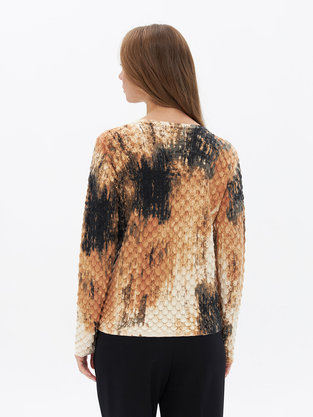 Pullover mit Strickstruktur in abstraktem Muster