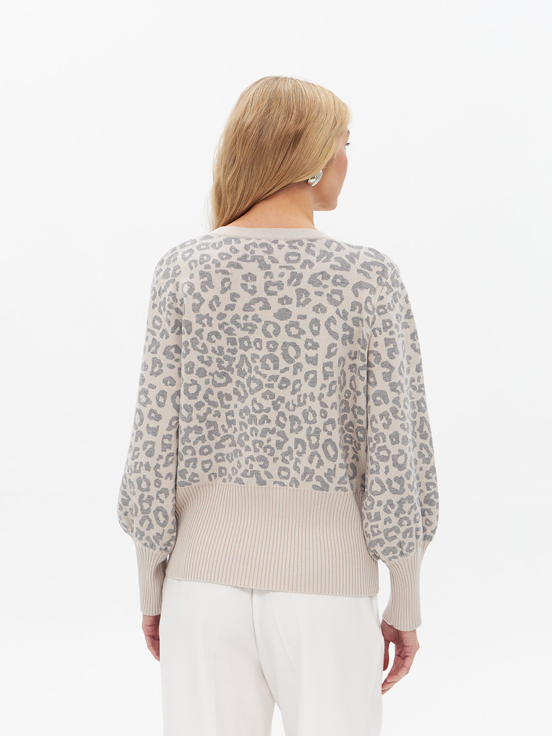 Cardigan im Leoprint und Ballonärmeln