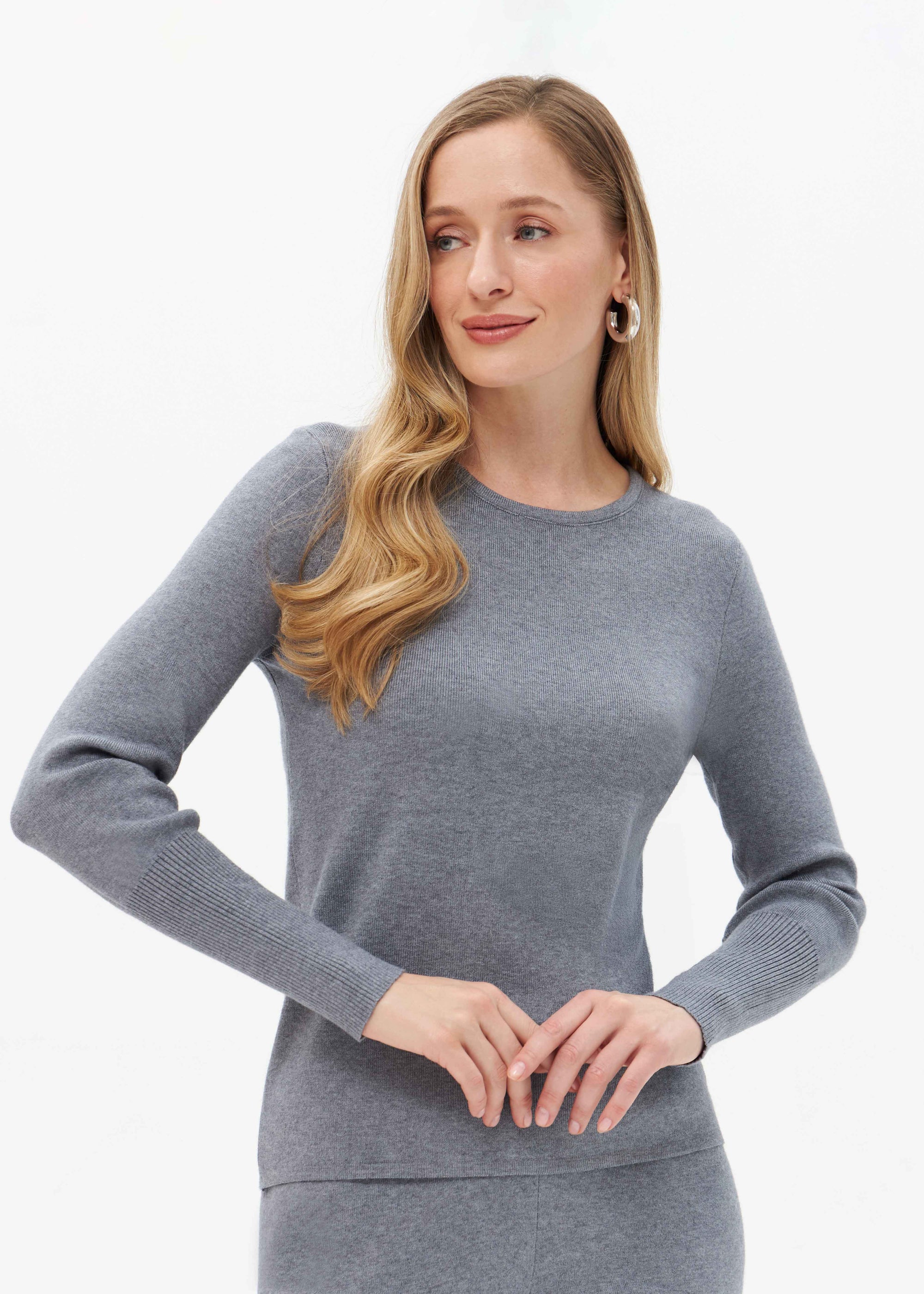 Feinstrickpullover mit Rundhalsausschnitt