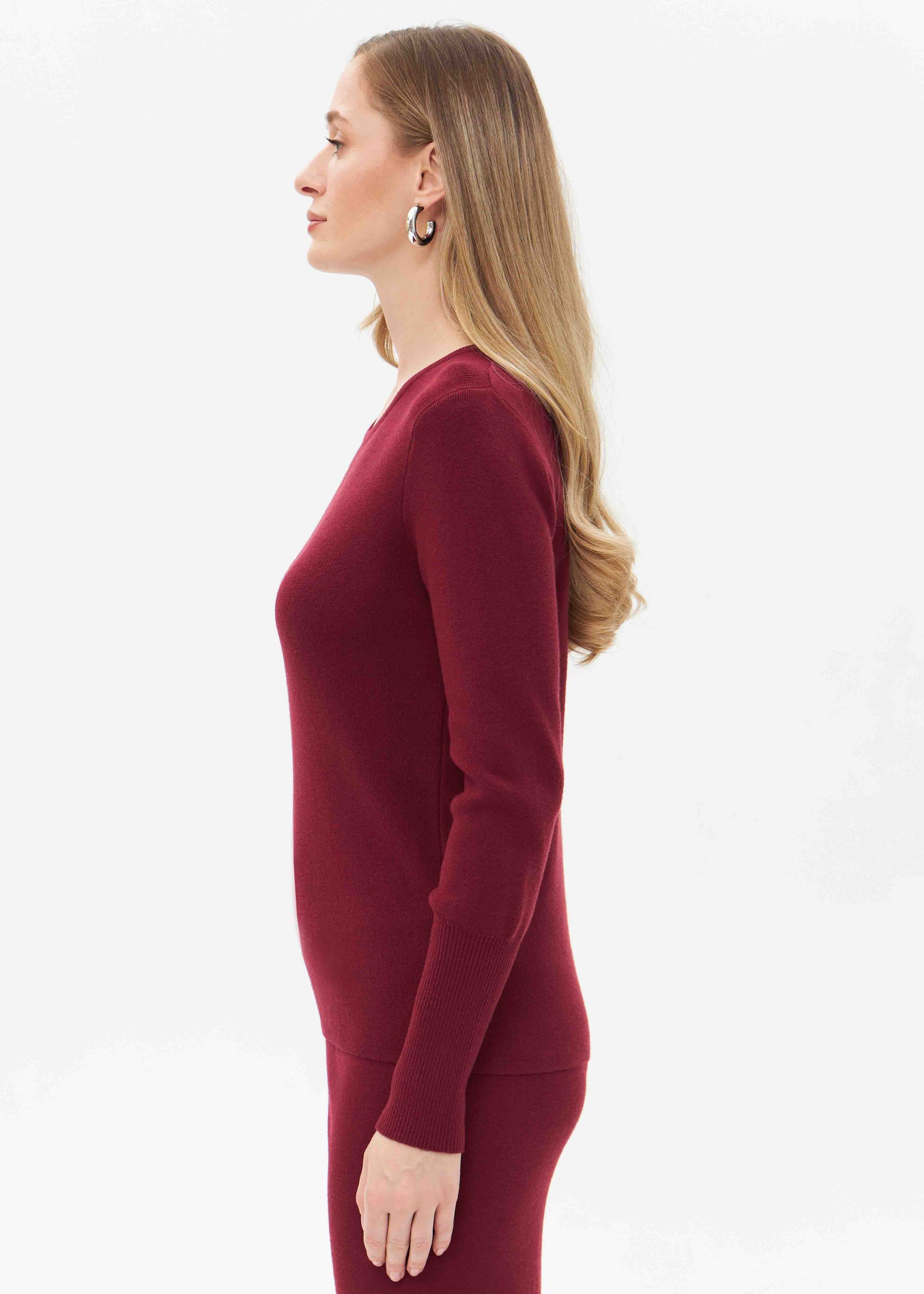Feinstrickpullover mit Rundhalsausschnitt