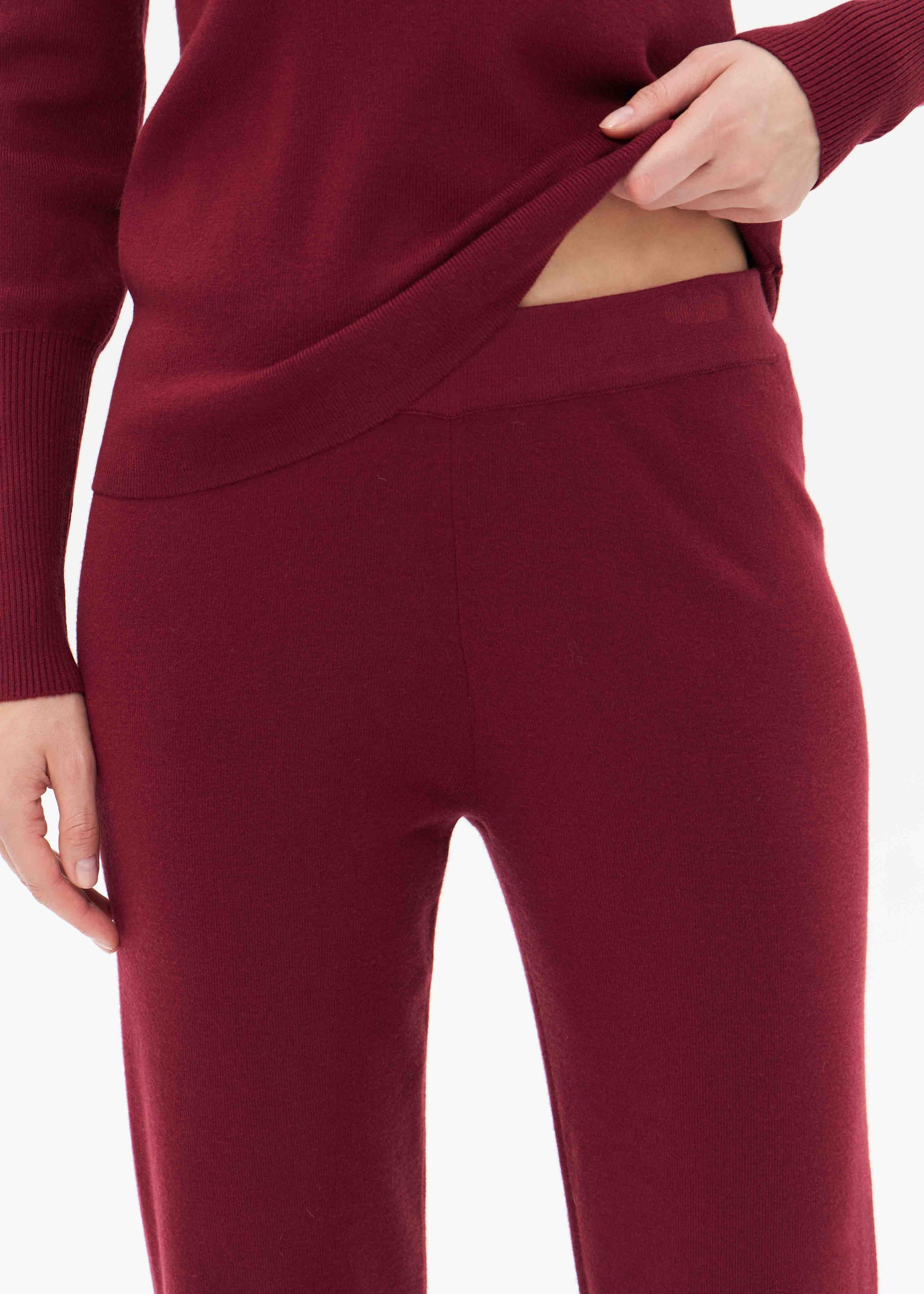Gerade Feinstrickhose