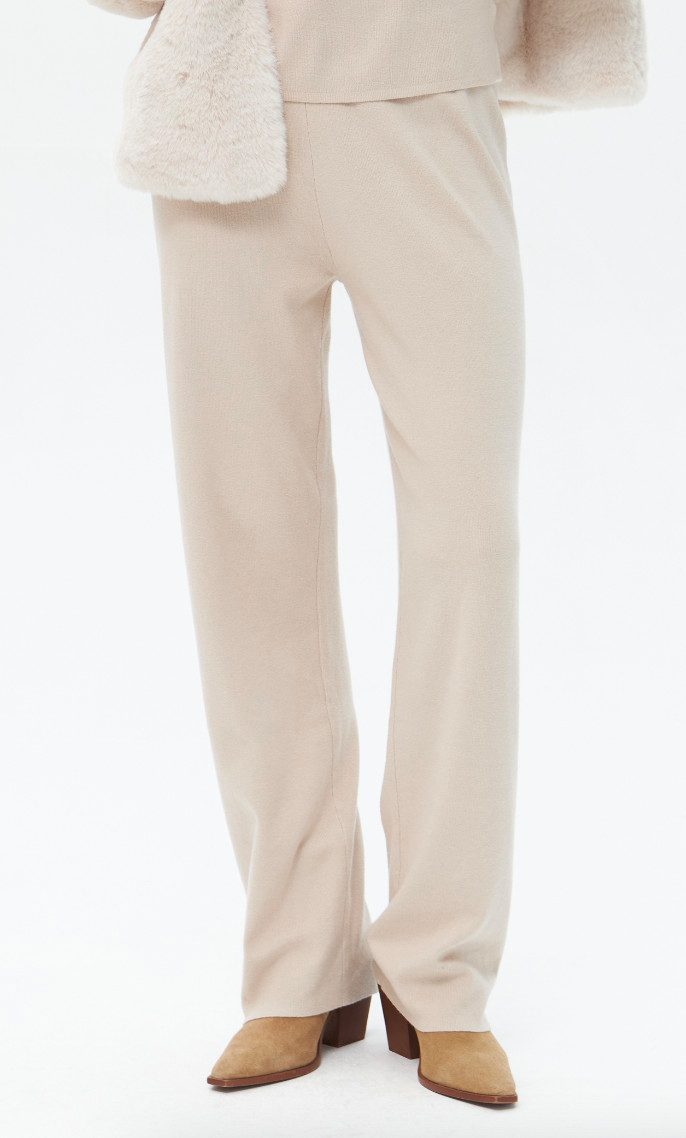 Gerade Feinstrickhose